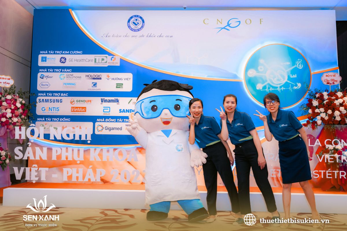 Backdrop thi công, lắp đặt