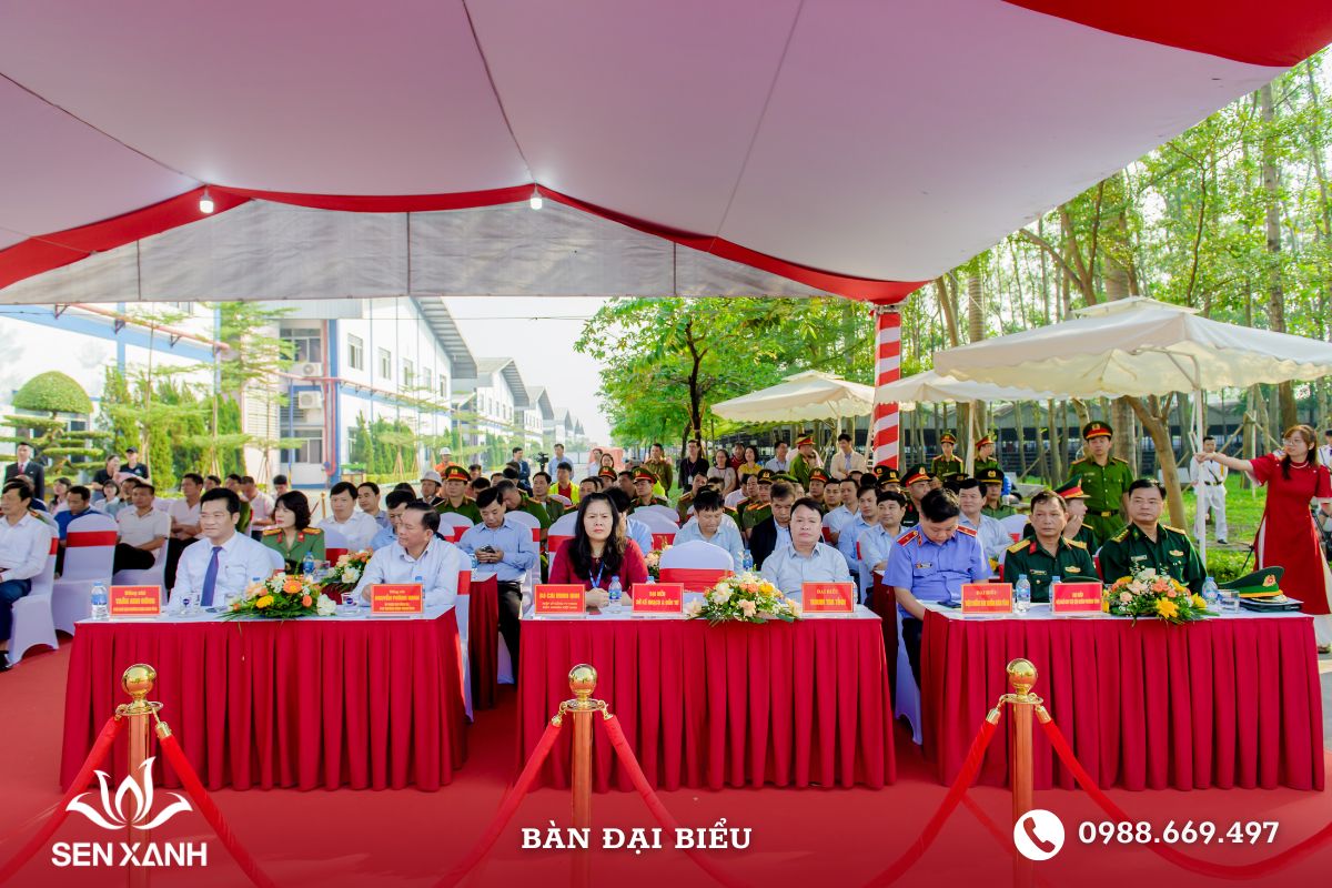 Bàn đại biểu sử dụng cho khách VIP