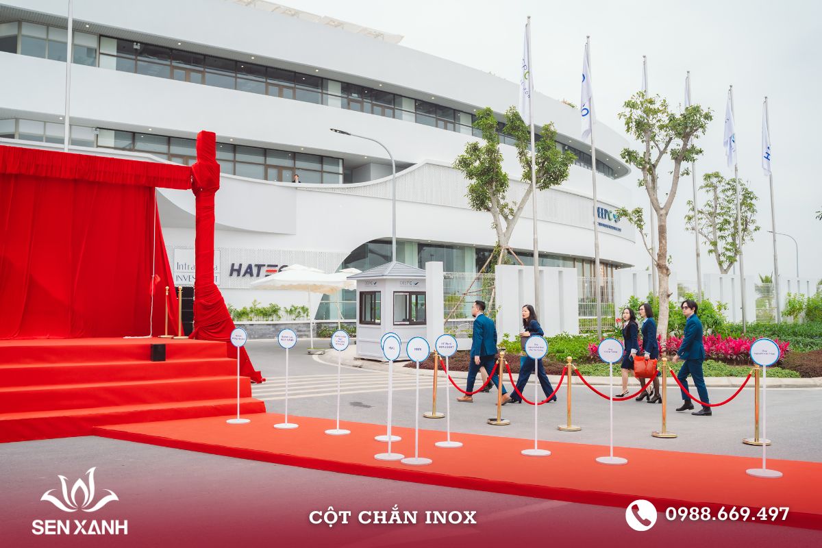 Cột chắn inox tại Sen Xanh luôn có chất lượng tốt nhất Cột chắn inox tại Sen Xanh luôn có chất lượng tốt nhất