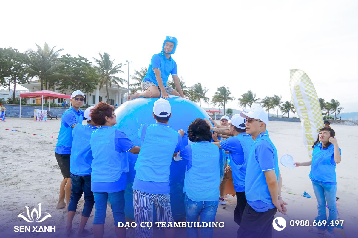 Đạo cụ bóng hơi khổng lồ Đạo cụ bóng hơi khổng lồ