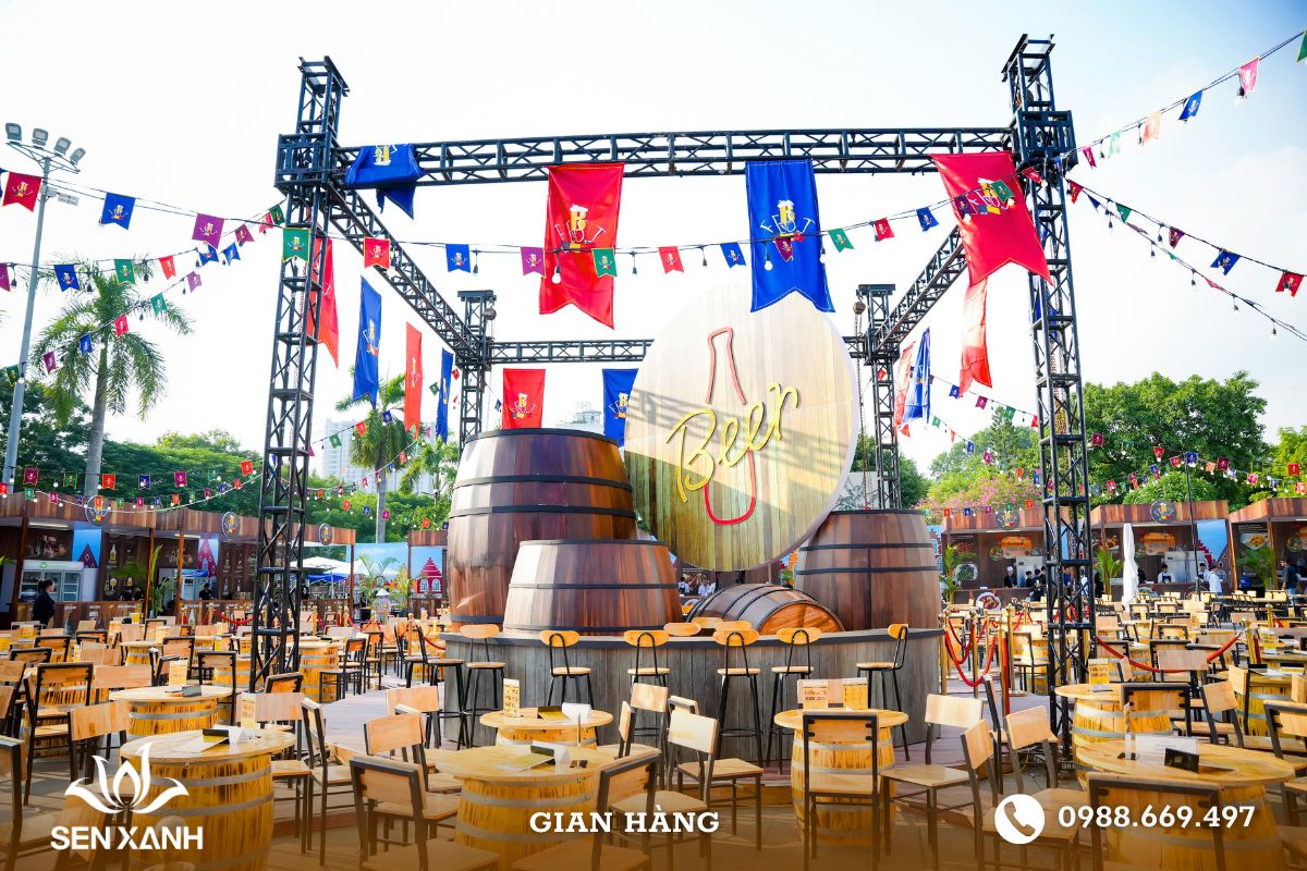 Gian hàng không có mái che Gian hàng không có mái che