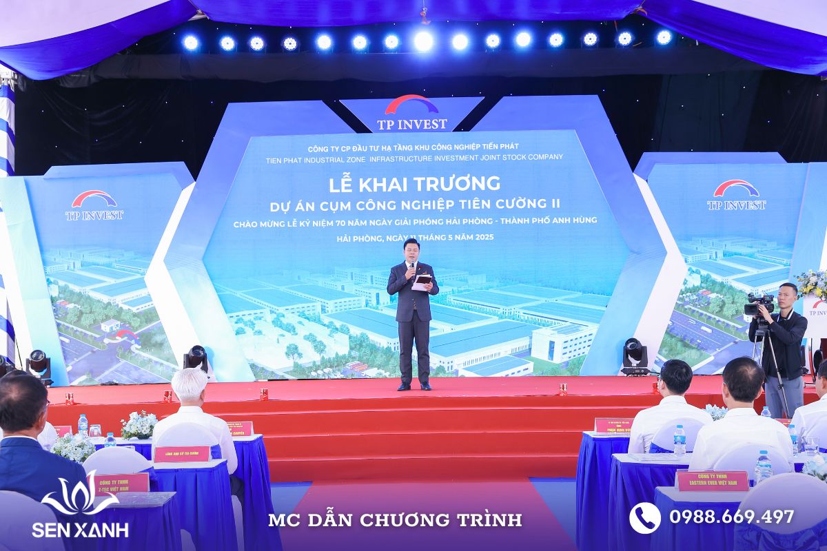 MC sự kiện đóng vai trò quan trọng trong việc dẫn dắt chương trình 