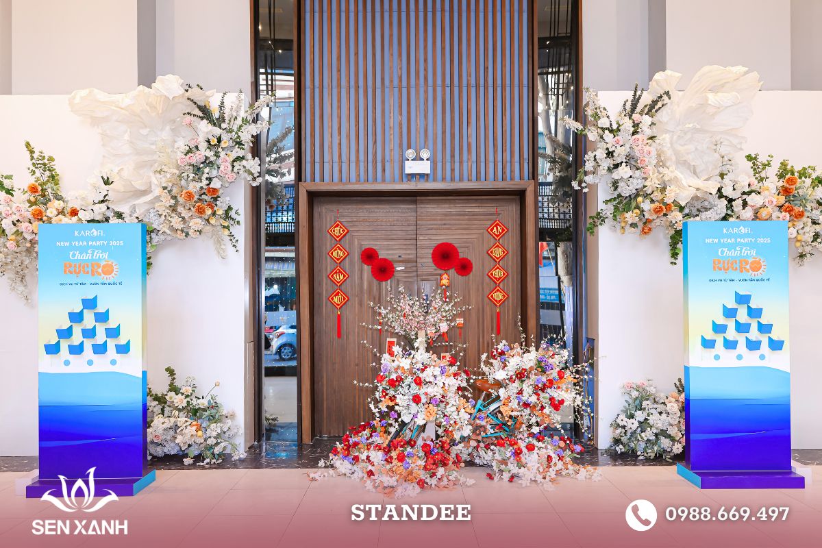 Thiết bị Sen Xanh cung cấp standee cho Gala Karofi